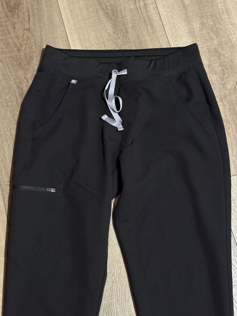 FIGS Zamora Scrub Pants Joggers Size Small Black - Picture 2 of 10